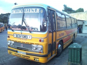 Autobuz Bedford în Malta