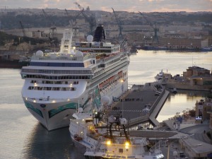 Cruise liner in port la Valletta